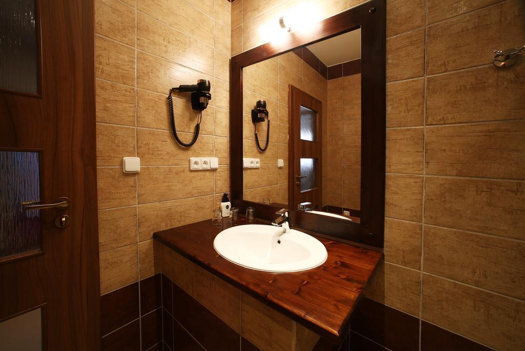 Apartments & Suites Zluta Hruska 플젠 외부 사진